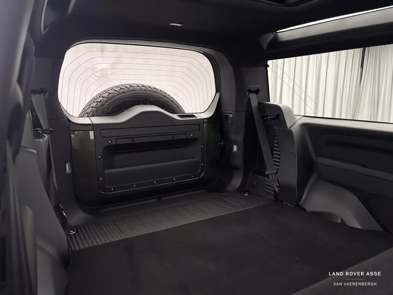 Land Rover Defender 90 D200 S AWD / LICHTE VRACHT — foto 5