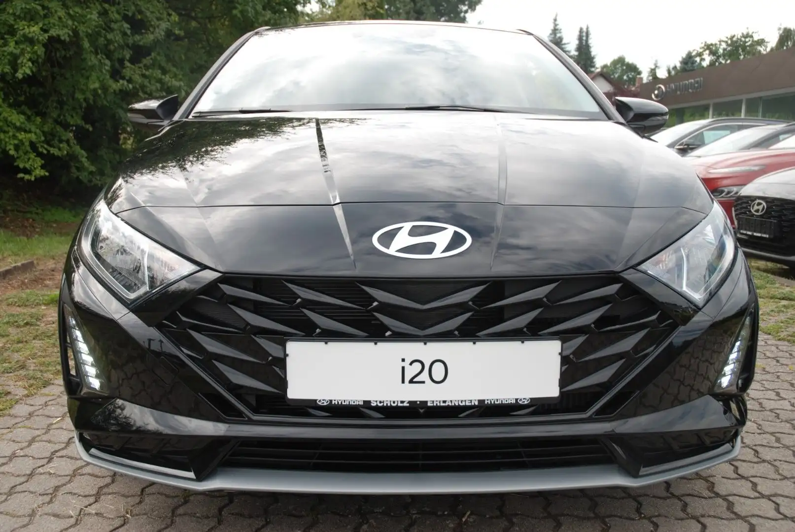 Hyundai i20 1.0 T-GDI DCT Trend Navi Kamera Bose Komfort Schwarz - 2