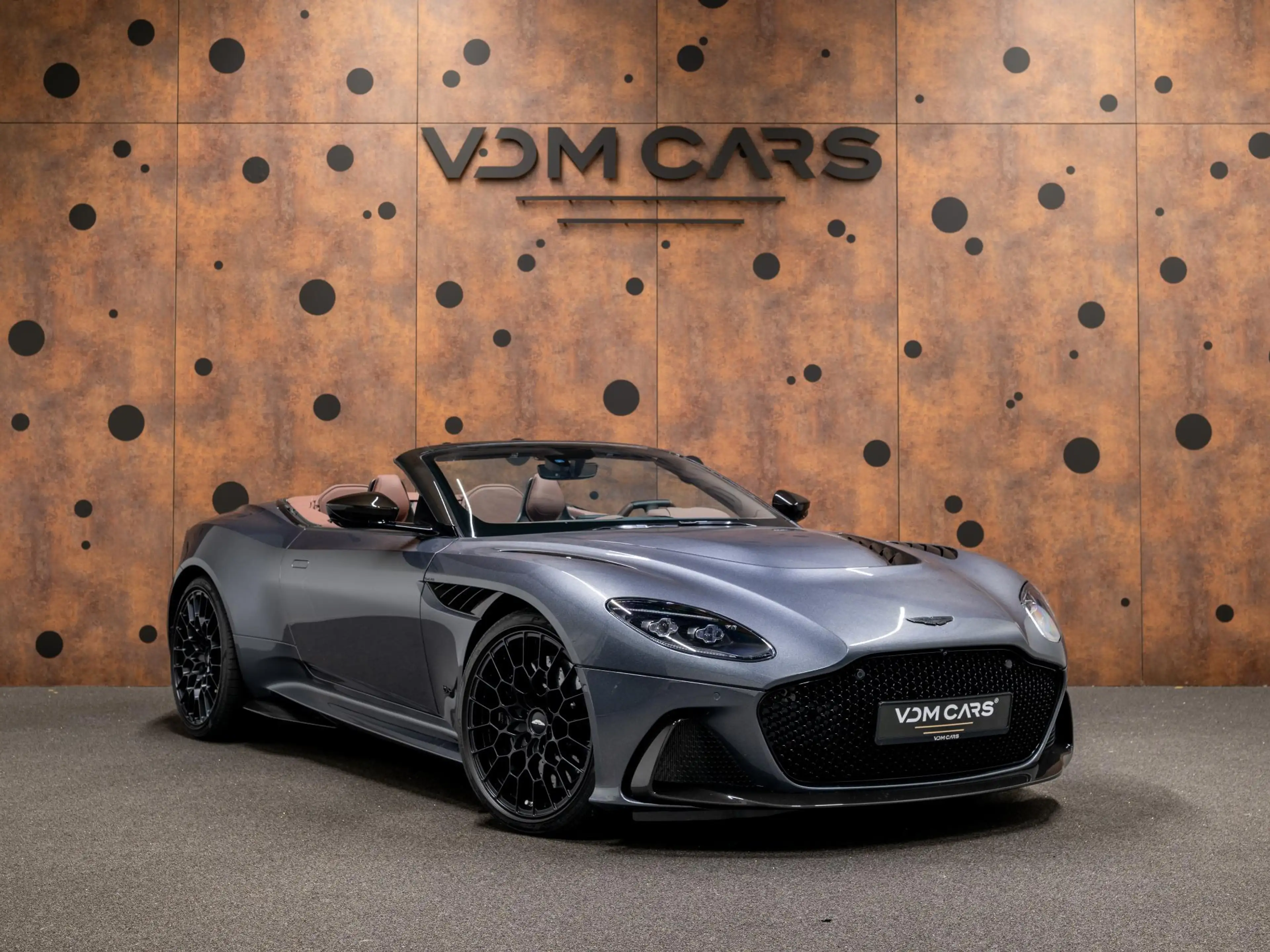Aston Martin DBS Volante 5.2 V12 | ULITMATE 770 | 1 of 199 | Carbon — photo 7