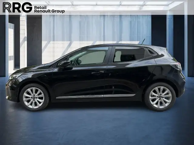 Renault Clio view 2