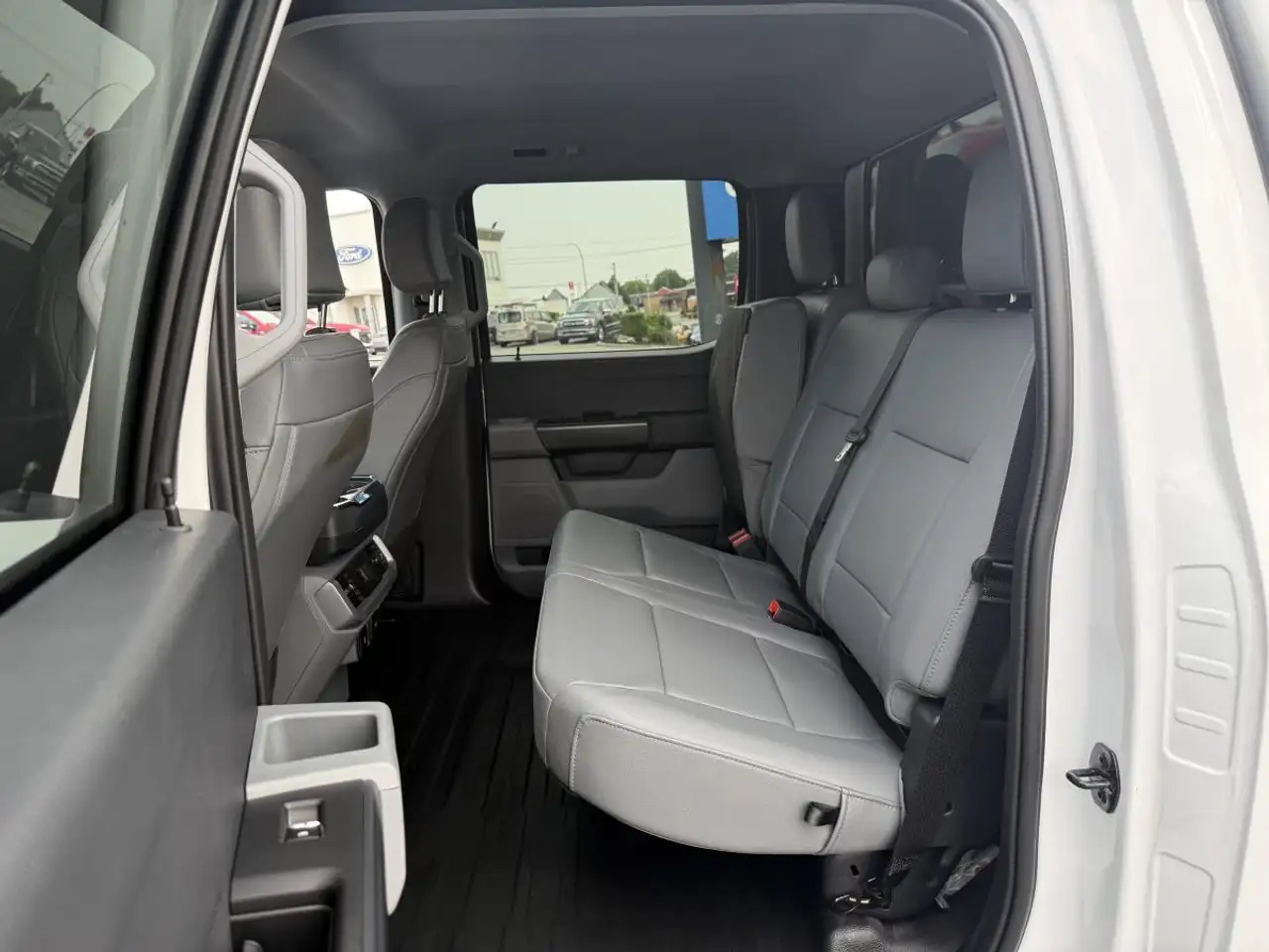 Ford F 150 Lightning photo Ford F 150 Lightning
