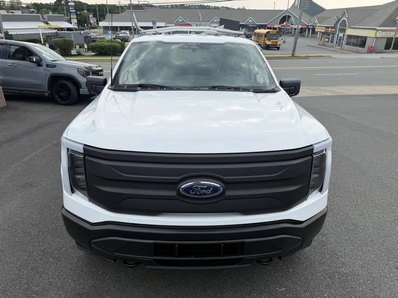 Ford F 150 Lightning photo Ford F 150 Lightning