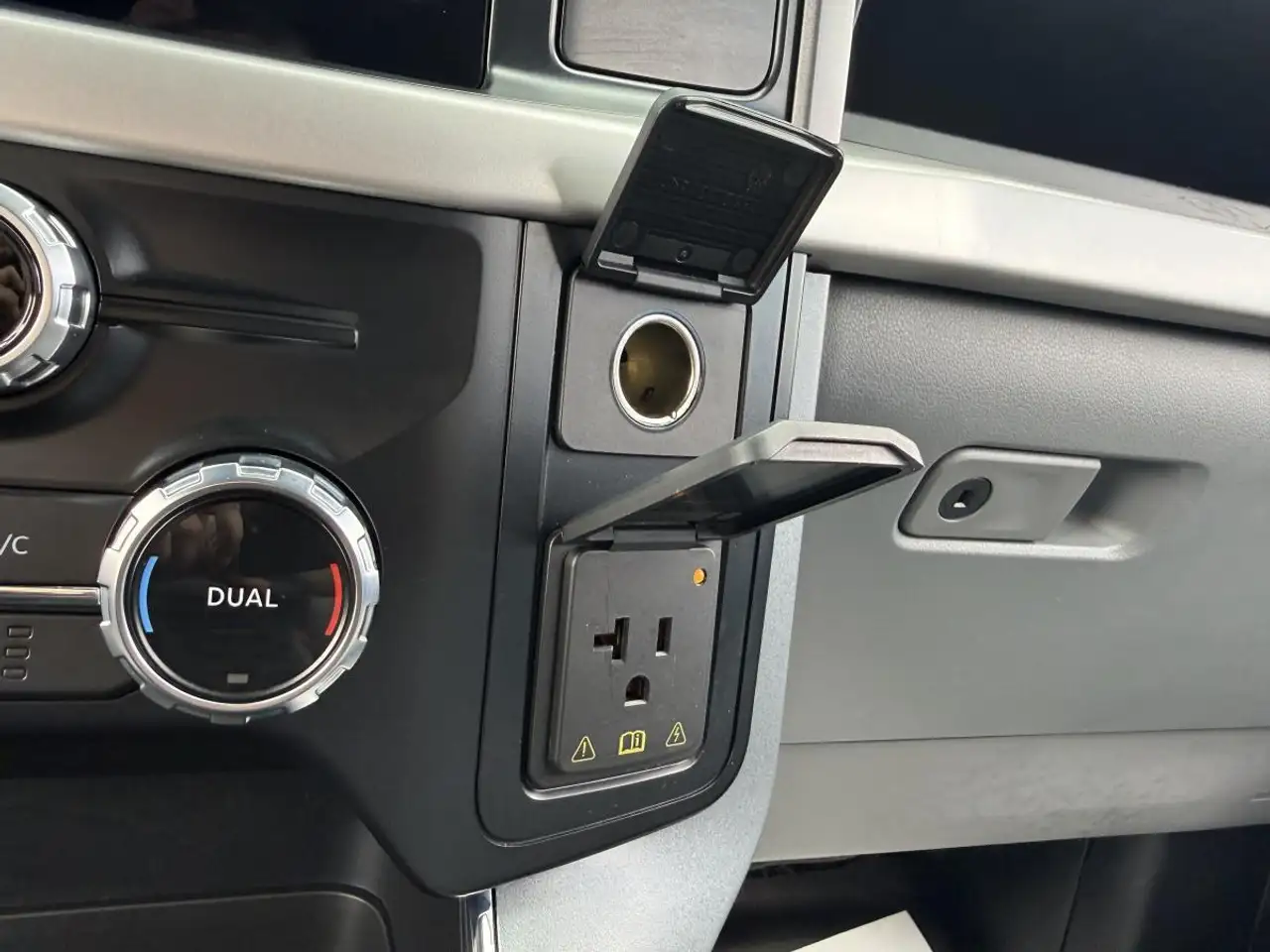 Ford F 150 Lightning photo Ford F 150 Lightning