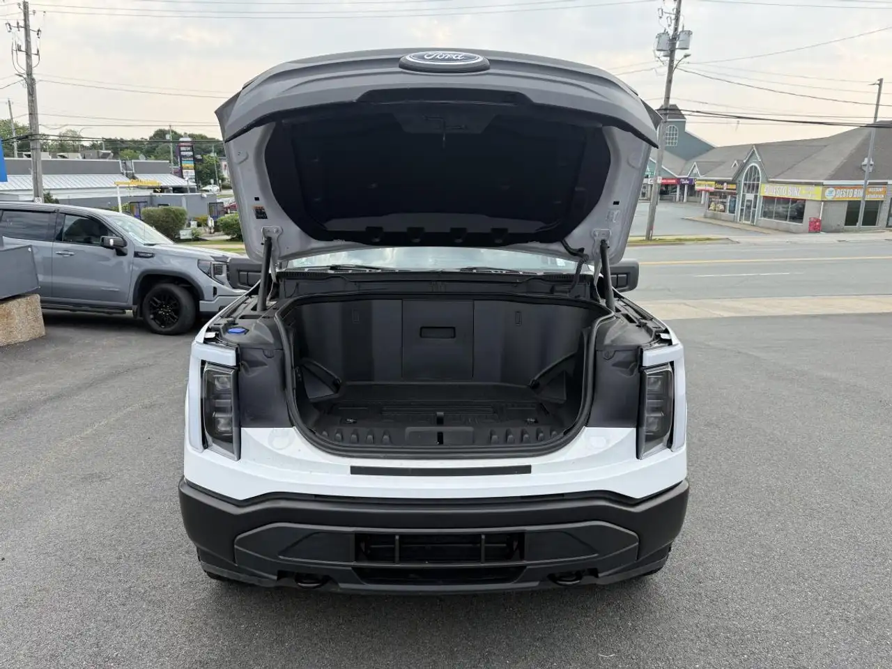 Ford F 150 Lightning photo Ford F 150 Lightning
