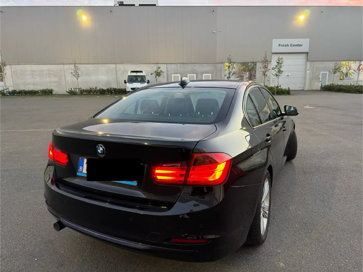 BMW 316 316d Aut. Sport Line - 2