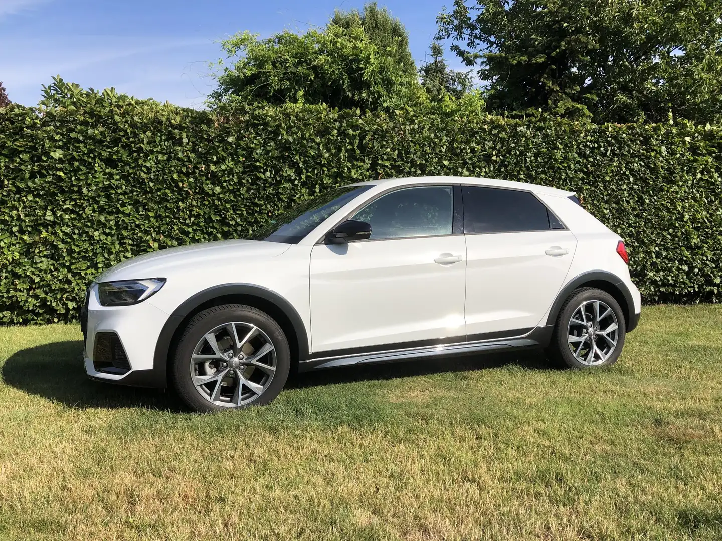 Audi A1 CITYCARVER 25TFSi EPIC : FULL-LED/2xPDC/NAVI/BT/P. Blanc - 1