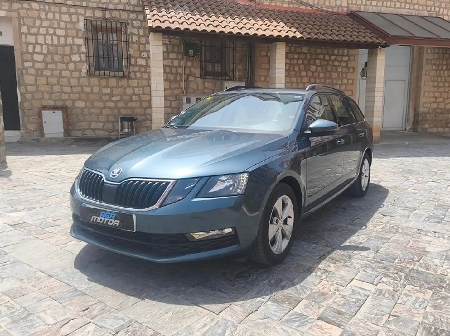 Skoda Octavia Combi 1.5 TGI CNG Style DSG Gris - 2