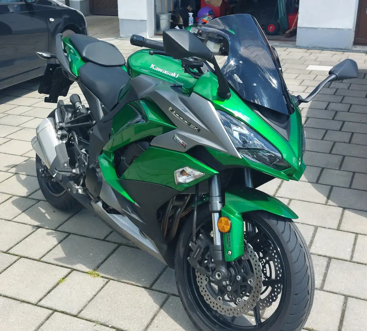 Kawasaki Z1000 SX Vert - 2