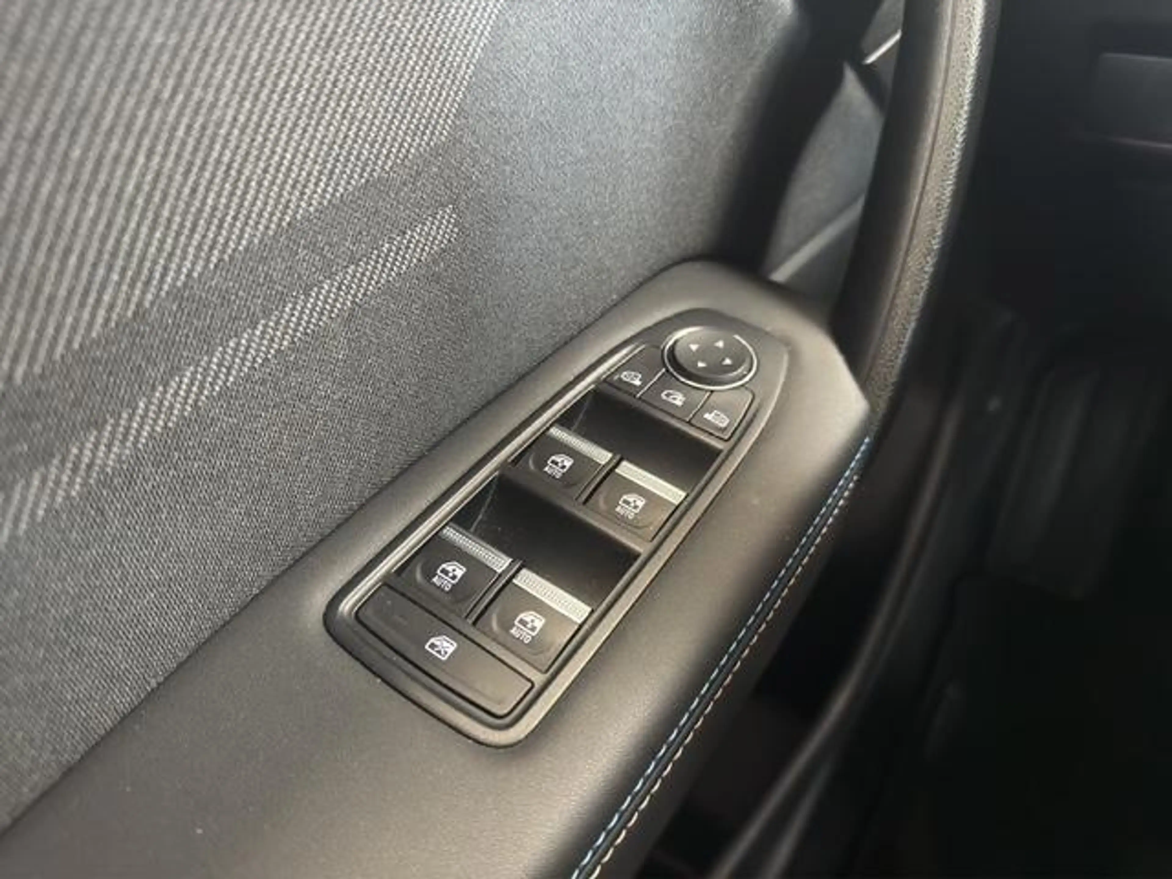 Renault Symbioz Esprit Alpine Full Hybrid 1.6E — photo 15