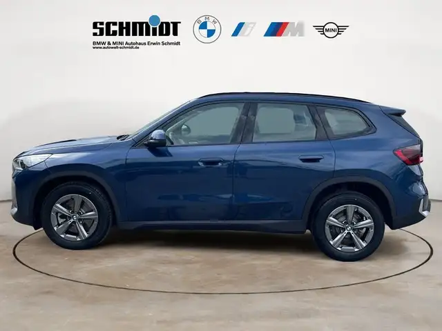 BMW X1 view 3