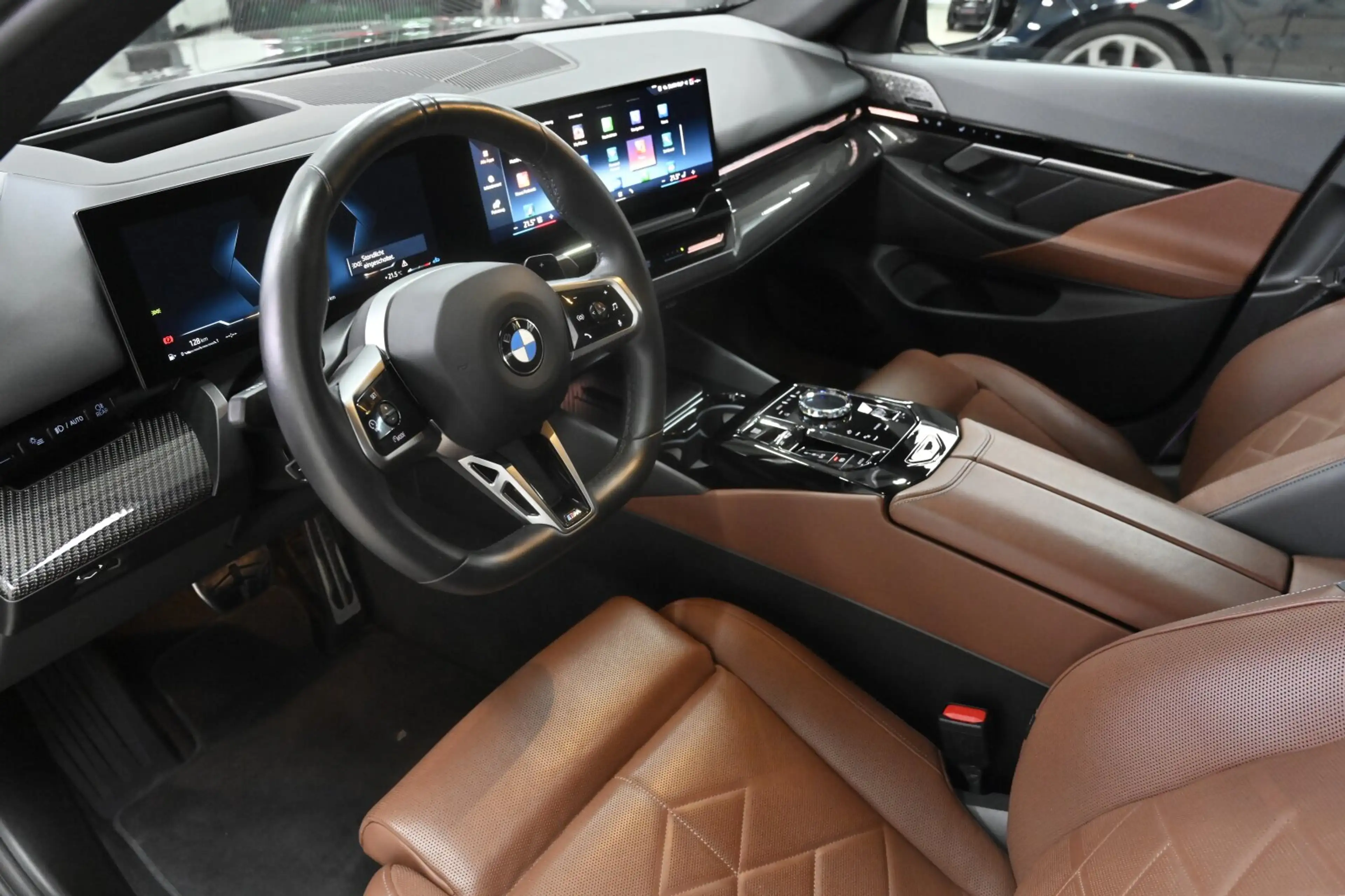 BMW 540 540d xDrive M-Sport PRO PANO*B&W*INNO*MERINO*21' — photo 8