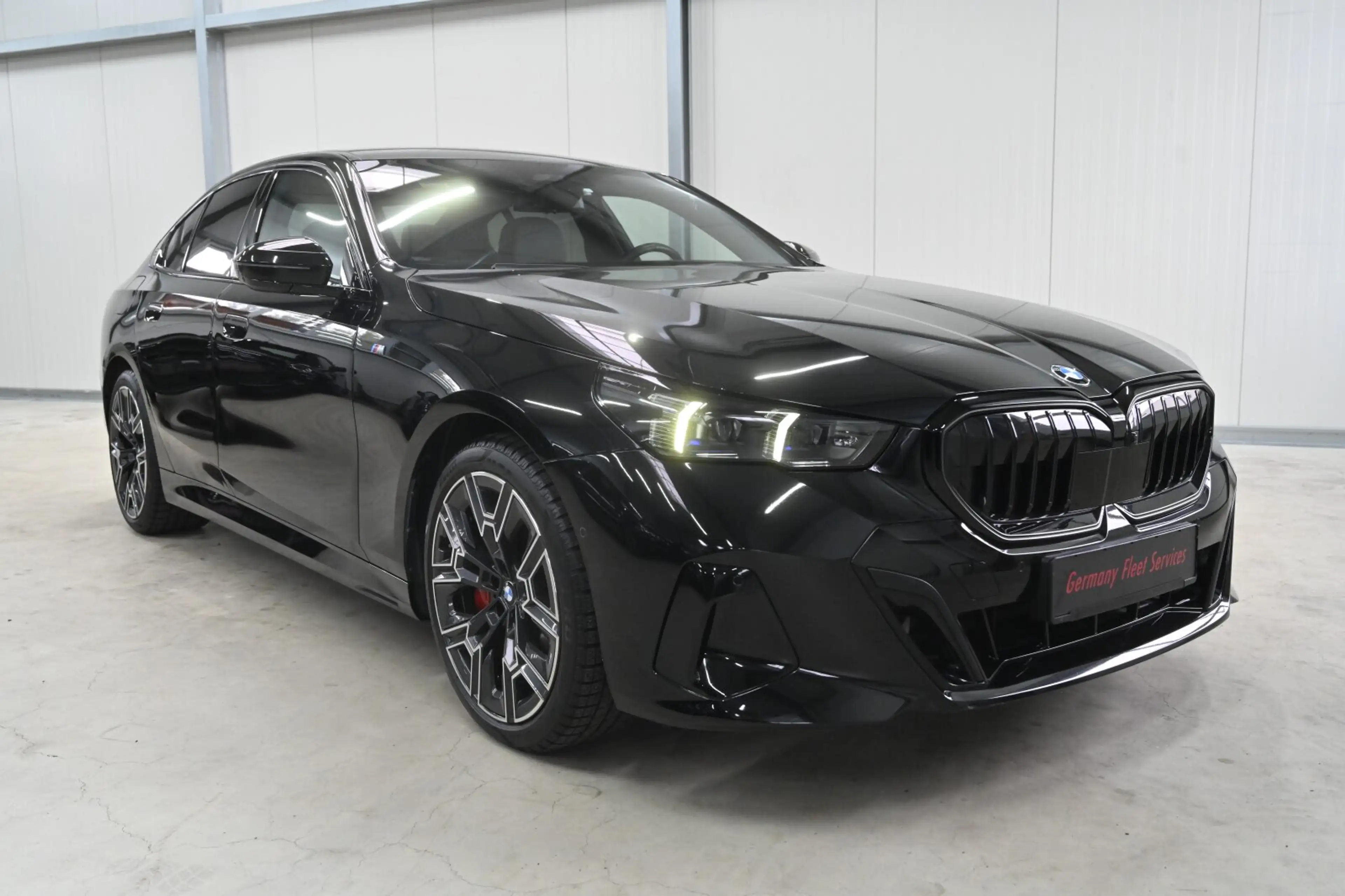 BMW 540 540d xDrive M-Sport PRO PANO*B&W*INNO*MERINO*21' — photo 2