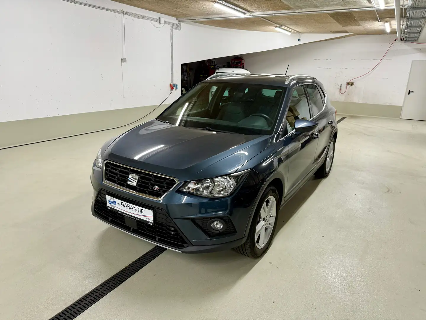 SEAT Arona 1.0 TSI DSG OPF FR "SPORT" Blau - 2