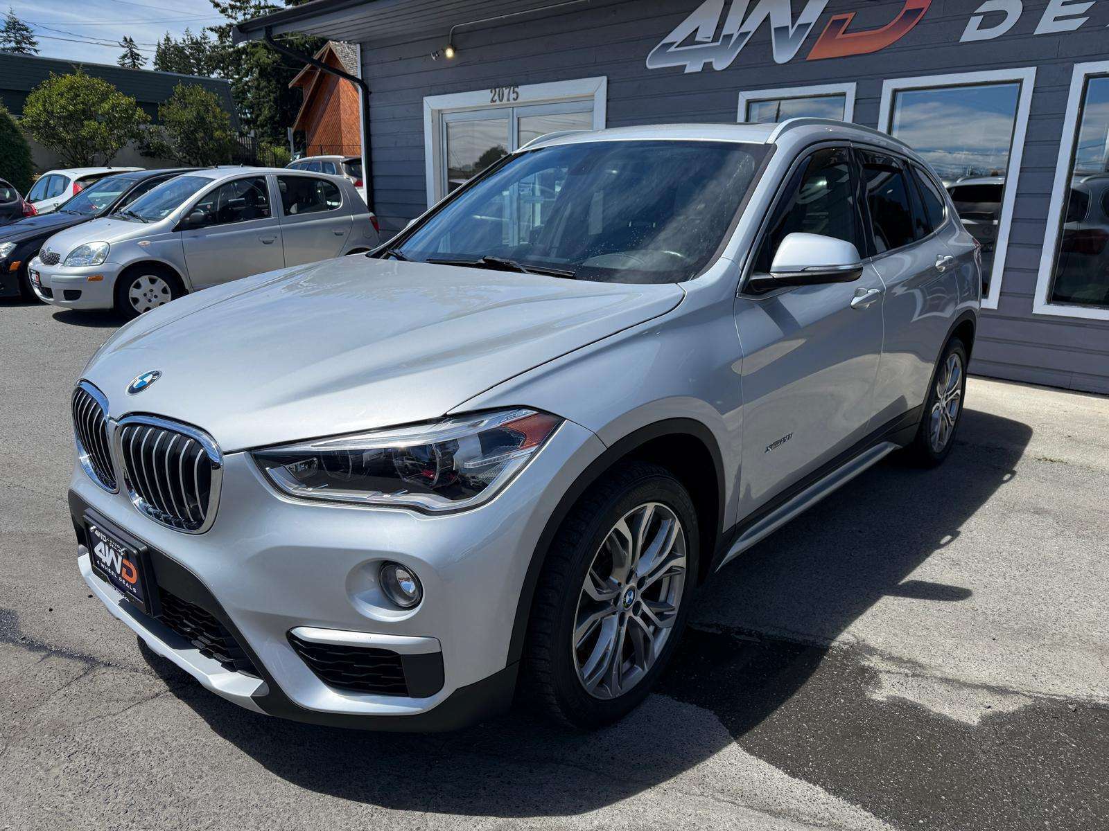 2018 BMW X1 SUV / Crossover All-Wheel Drive 8-Speed Automatic