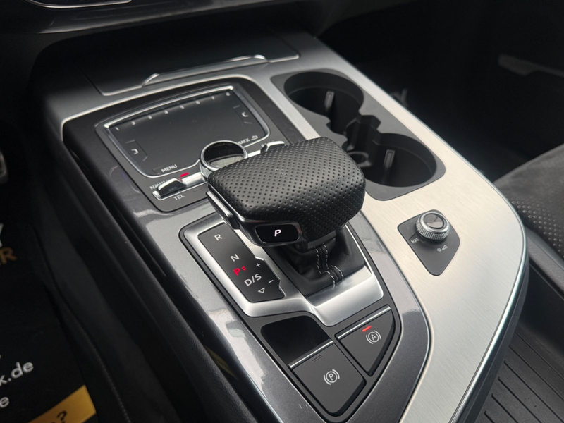 Audi Q7 50 TDI Quattro S LINE *7 SITZER* EXKLUSIV* — photo 14