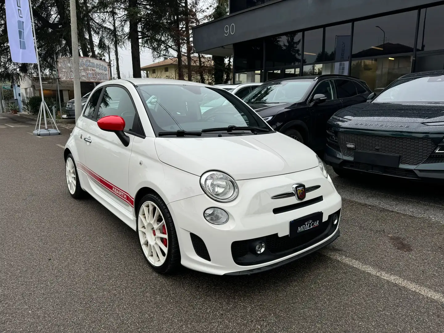 Abarth 500 1.4 135cv AKRAPOVIC Weiß - 1