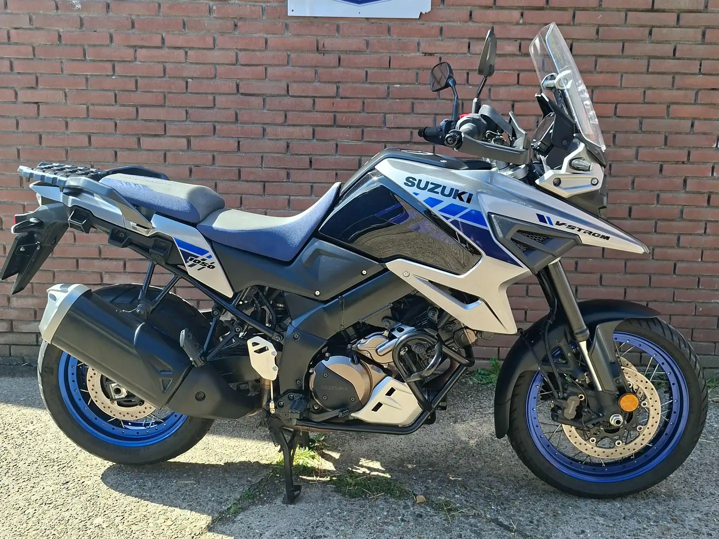 Suzuki V-Strom 1050 Suzuki DL 1050 XT V-Strom (zeer netjes) Azul - 1