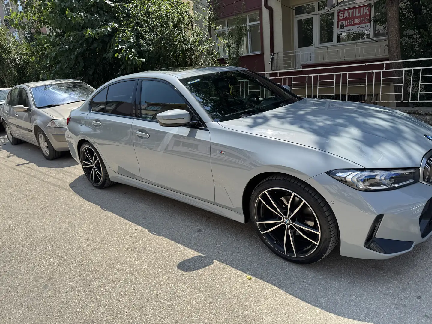 BMW 320 bmw 320i full m pack - 2