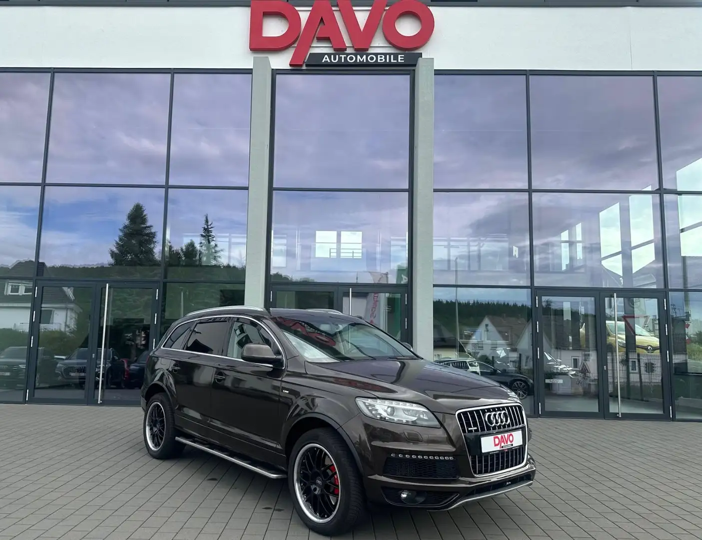 Audi Q7 3.0 TDI quattro 3x S line 7-Sitzer/Pano/BOSE Braun - 1