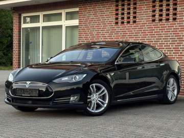 85*FREE SUPERCHARGING*AUTOPILOT*PANORAMA*