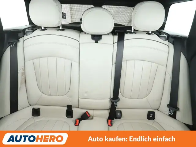 Mini Clubman view 15