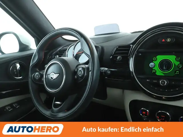 Mini Clubman view 13