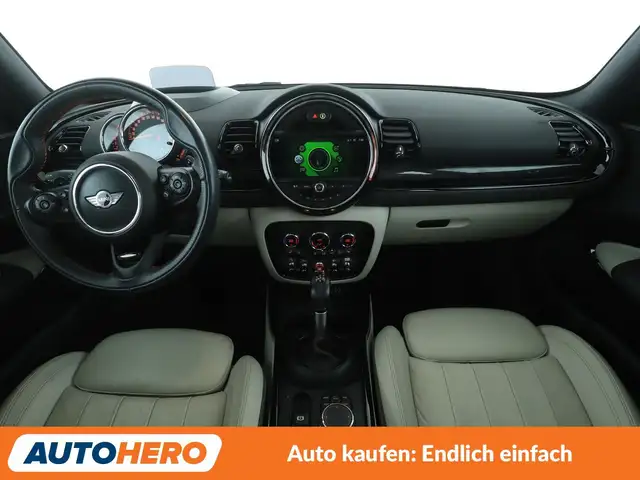 Mini Clubman view 12