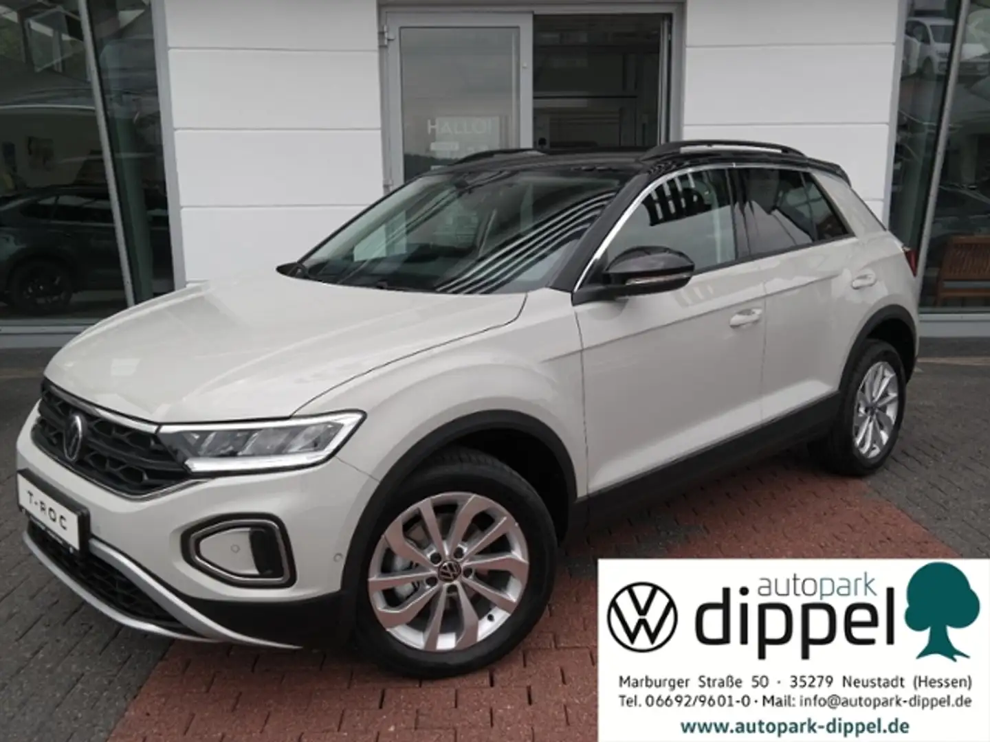 Volkswagen T-Roc 1.5 TSI Life DSG AHK LED,Kamera,AppConnect,17" LM Gris - 1