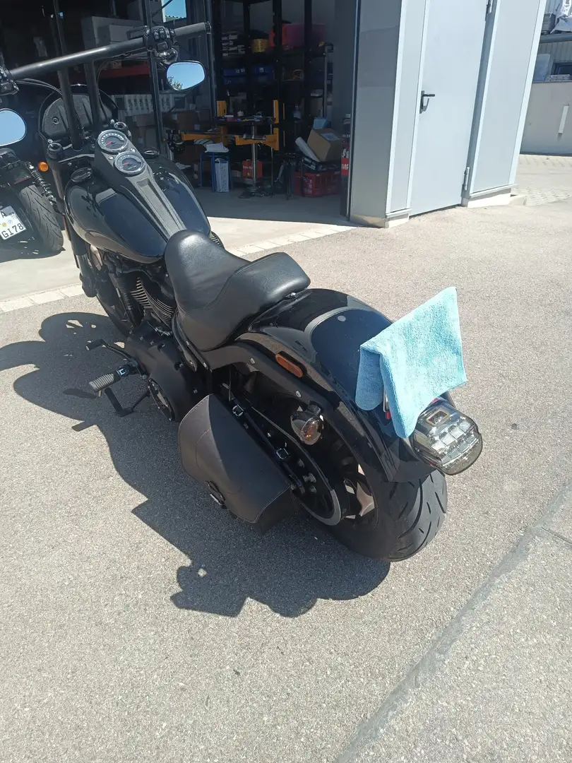 Harley-Davidson Lowrider S Custom Noir - 1