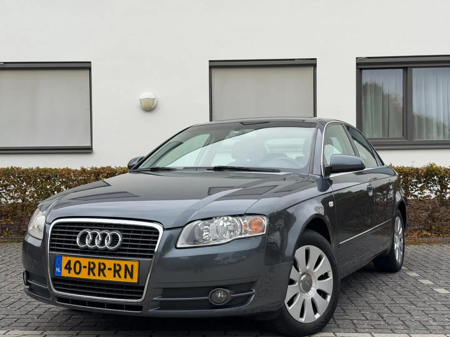 Audi A4 Limousine 2.0 Pro Line AUTOMAAT NAP APK Grijs - 2