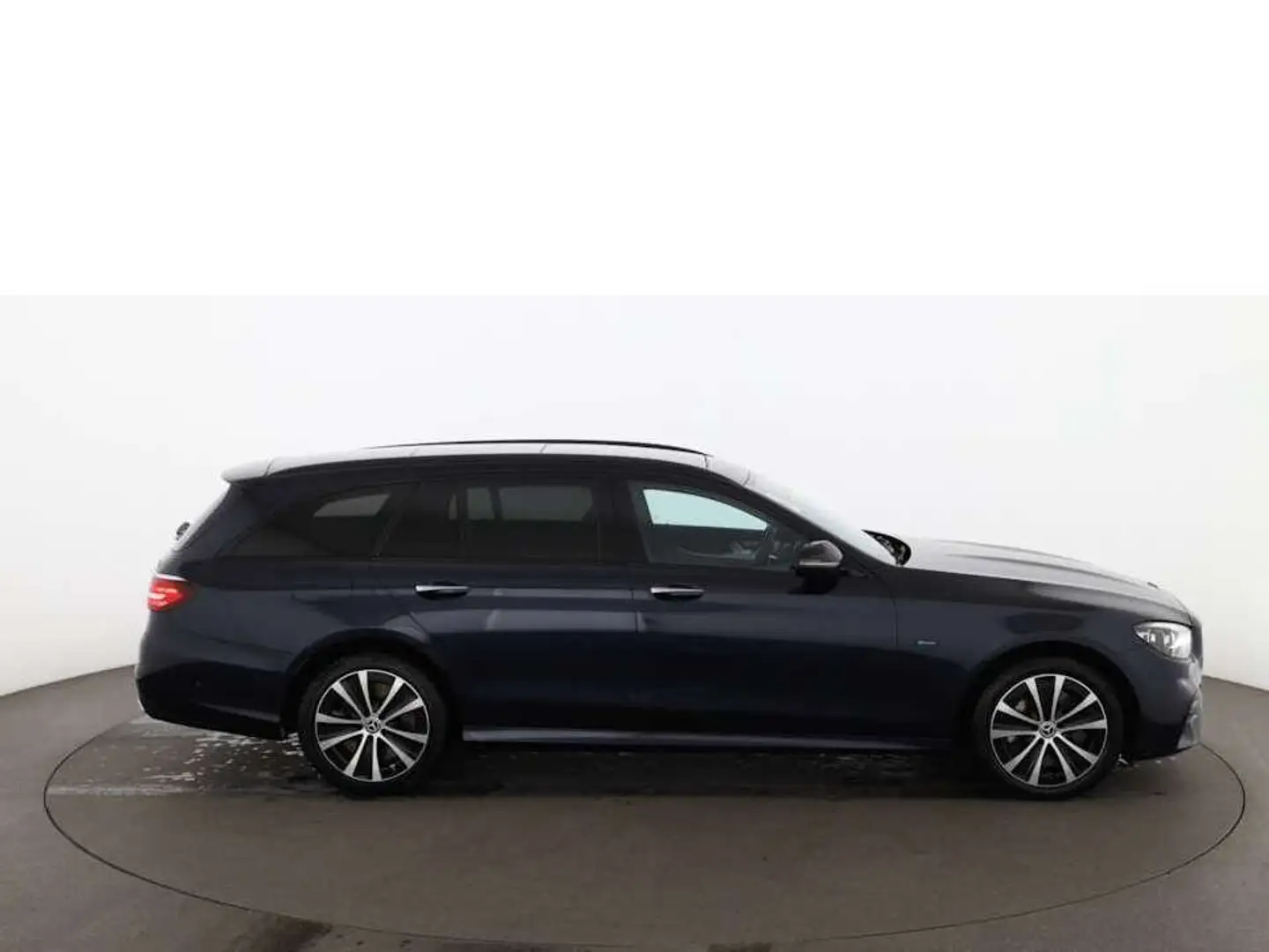 Mercedes-Benz E 300 de T 4Matic AMG-Line Aut LED SKY AHK 360-CAM Blau - 2