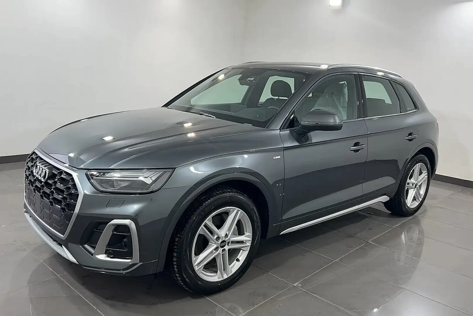 Audi Q5 35 TDI Mhev S-Line S-Tronic Gris - 1