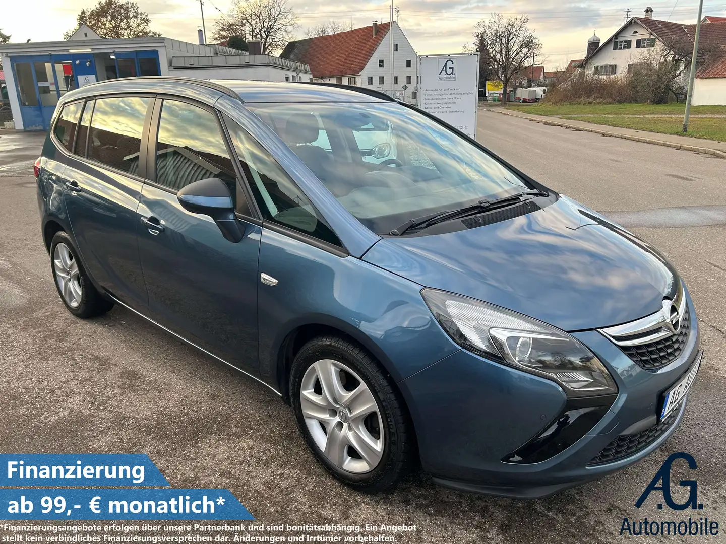 Opel Zafira Tourer 7-Sitzer Anhängerkupplung Navi Klima Blau - 1