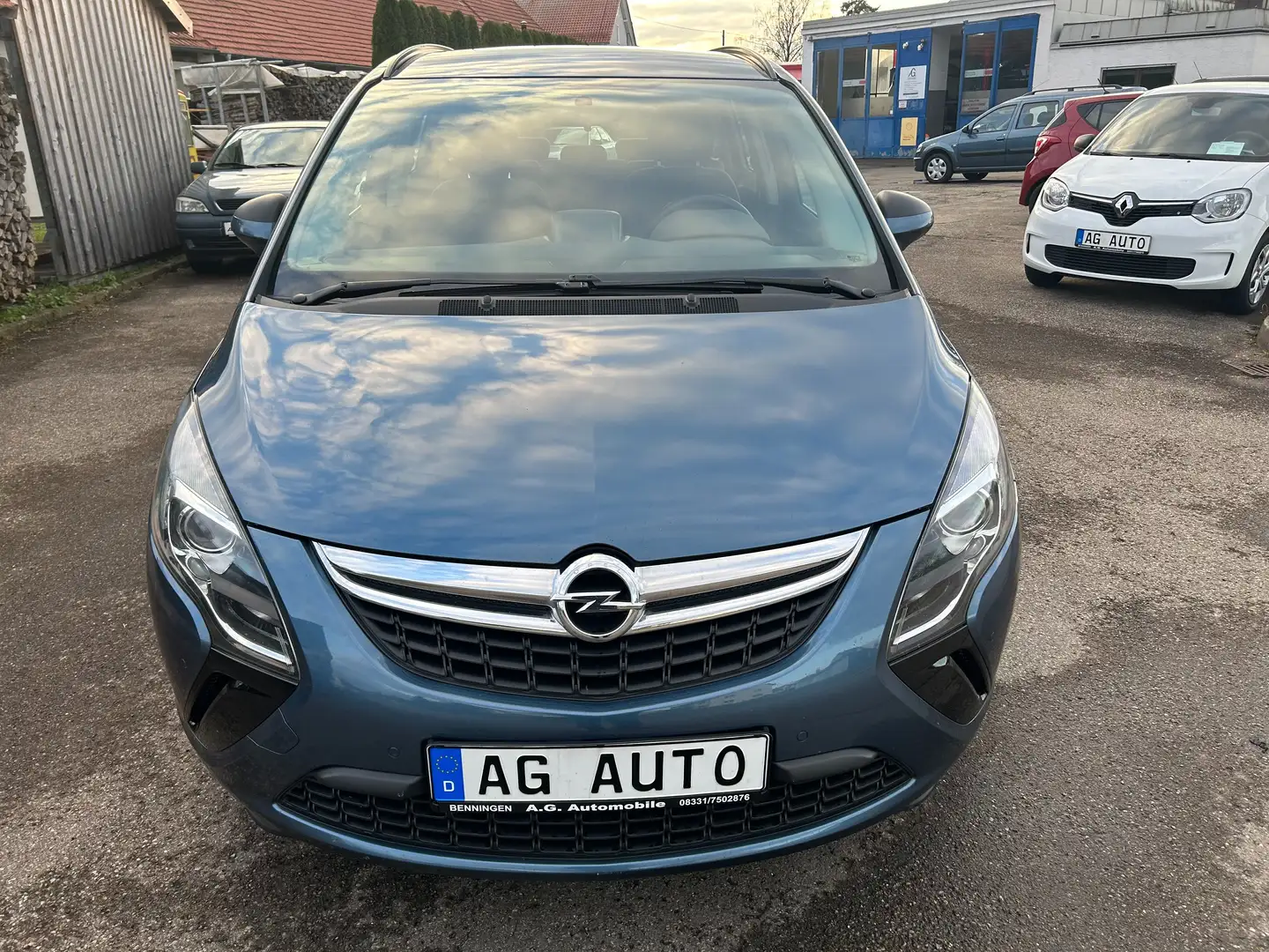 Opel Zafira Tourer 7-Sitzer Anhängerkupplung Navi Klima Blau - 2