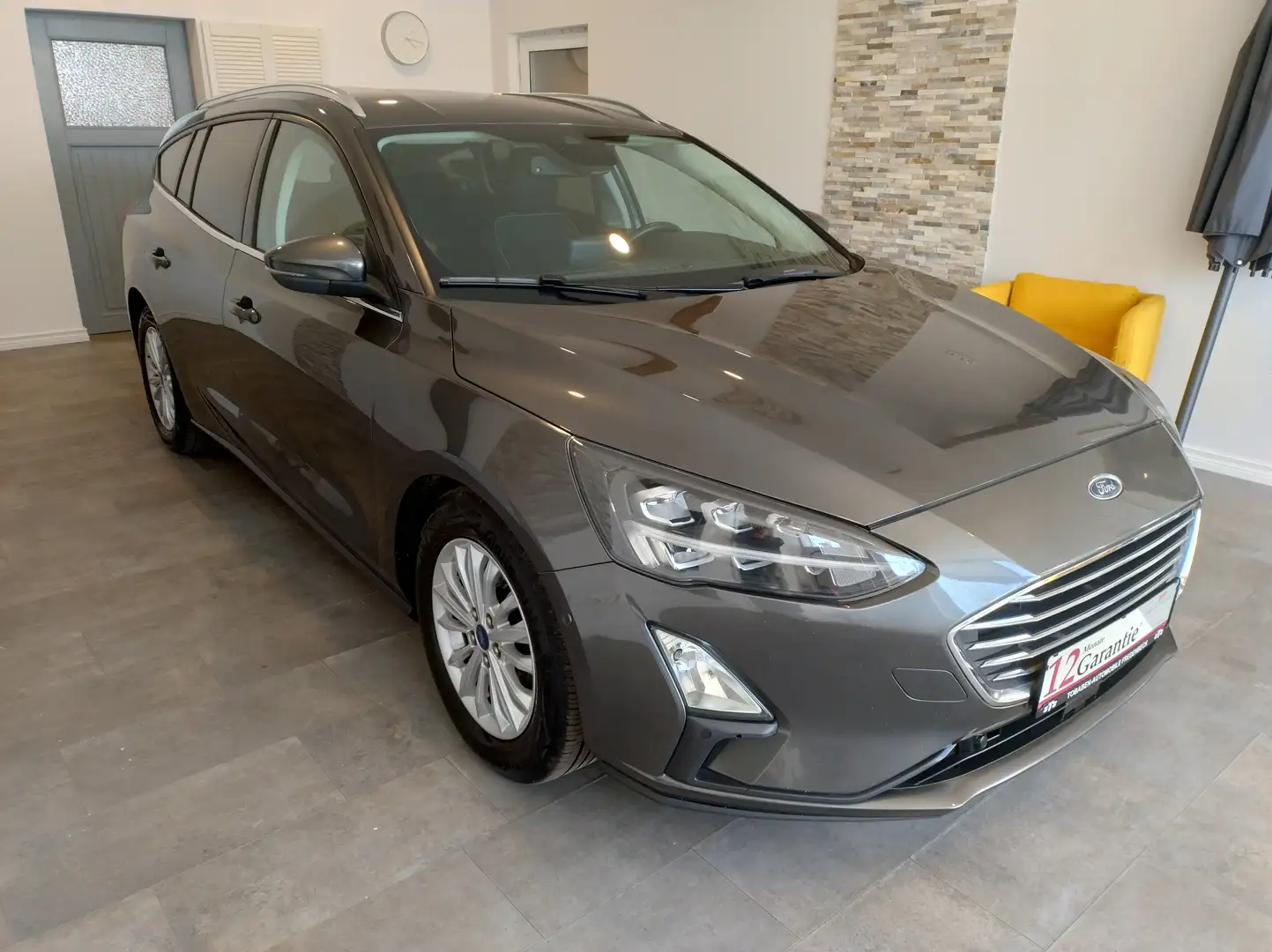 Ford Focus Turnier 1.5 EcoBlue Aut. TITANIUM,ACC,LED,Wipkt Gris - 2