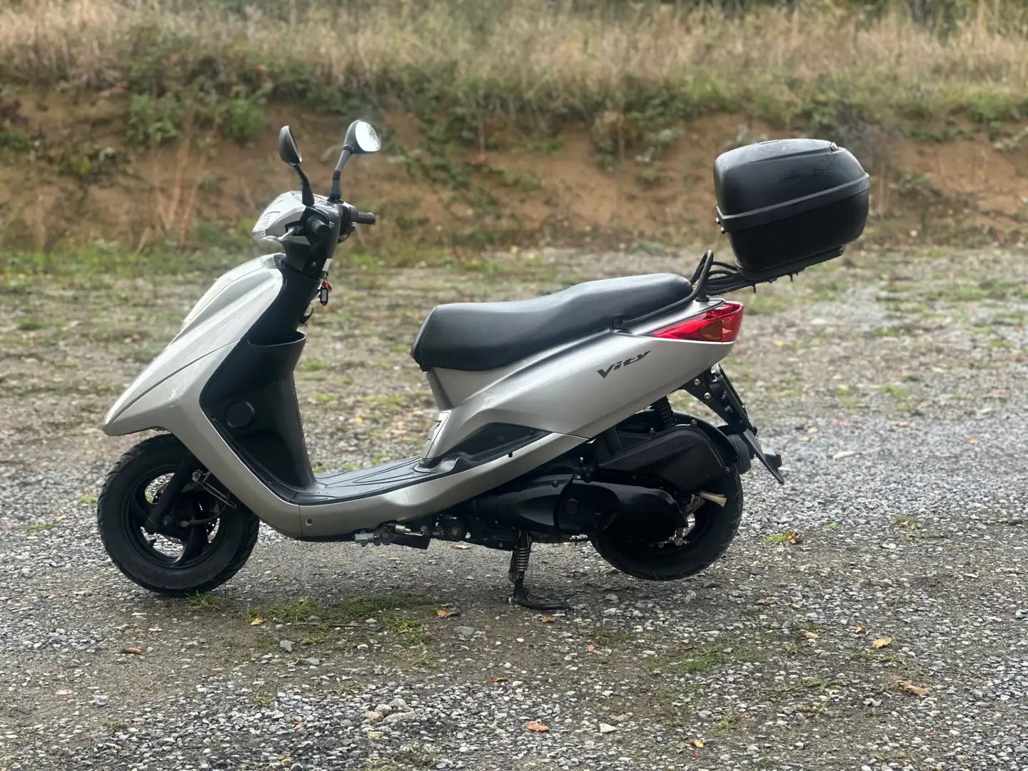 Yamaha Vity 125 CC Argent - 1
