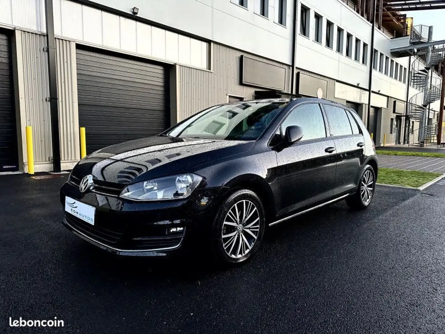 Volkswagen Golf VII 1.4 TSI 150CH ACT BLUEMOTION TECHNOLOGY ALLSTAR DSG7 5P Zwart - 1