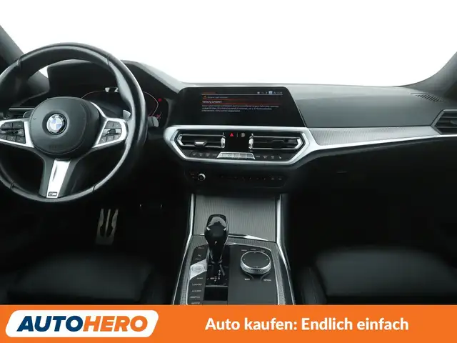 BMW 3 Series view 12
