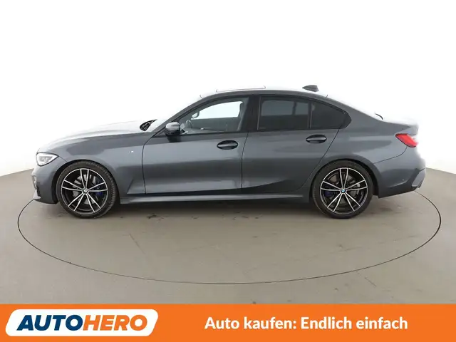 BMW 3 Series view 3
