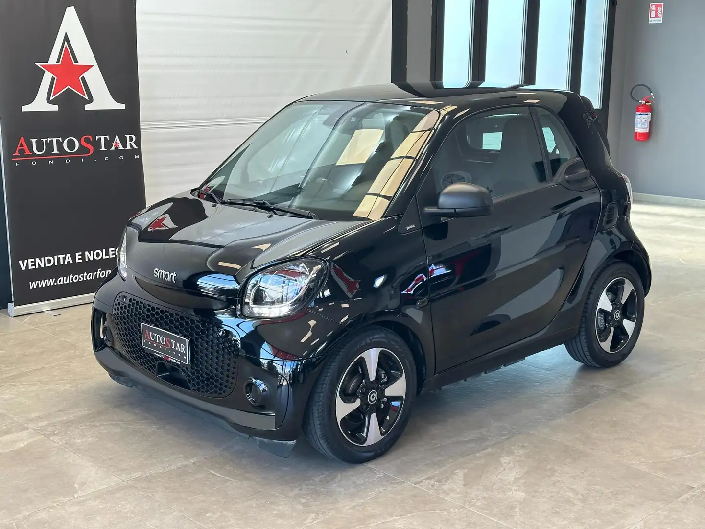 smart forTwo Fortwo eq Berlin Black Passion 22kW Zwart - 1