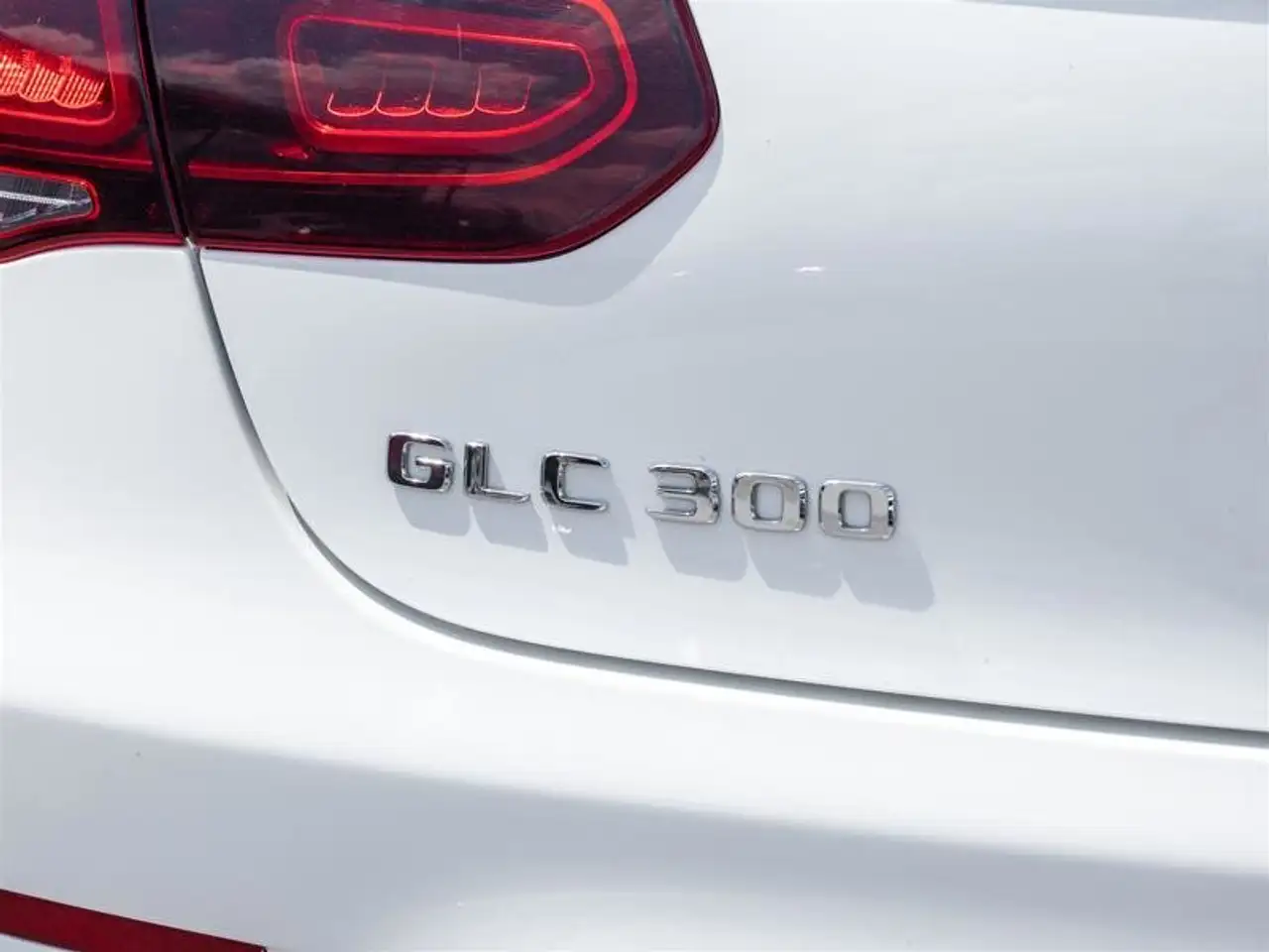 Mercedes-Benz GLC снимка Mercedes-Benz GLC