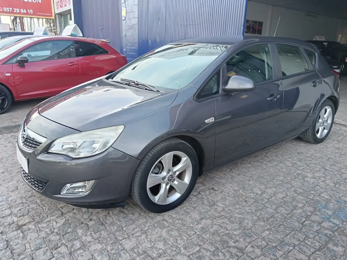 Opel Astra 1.7CDTI Enjoy Gris - 1
