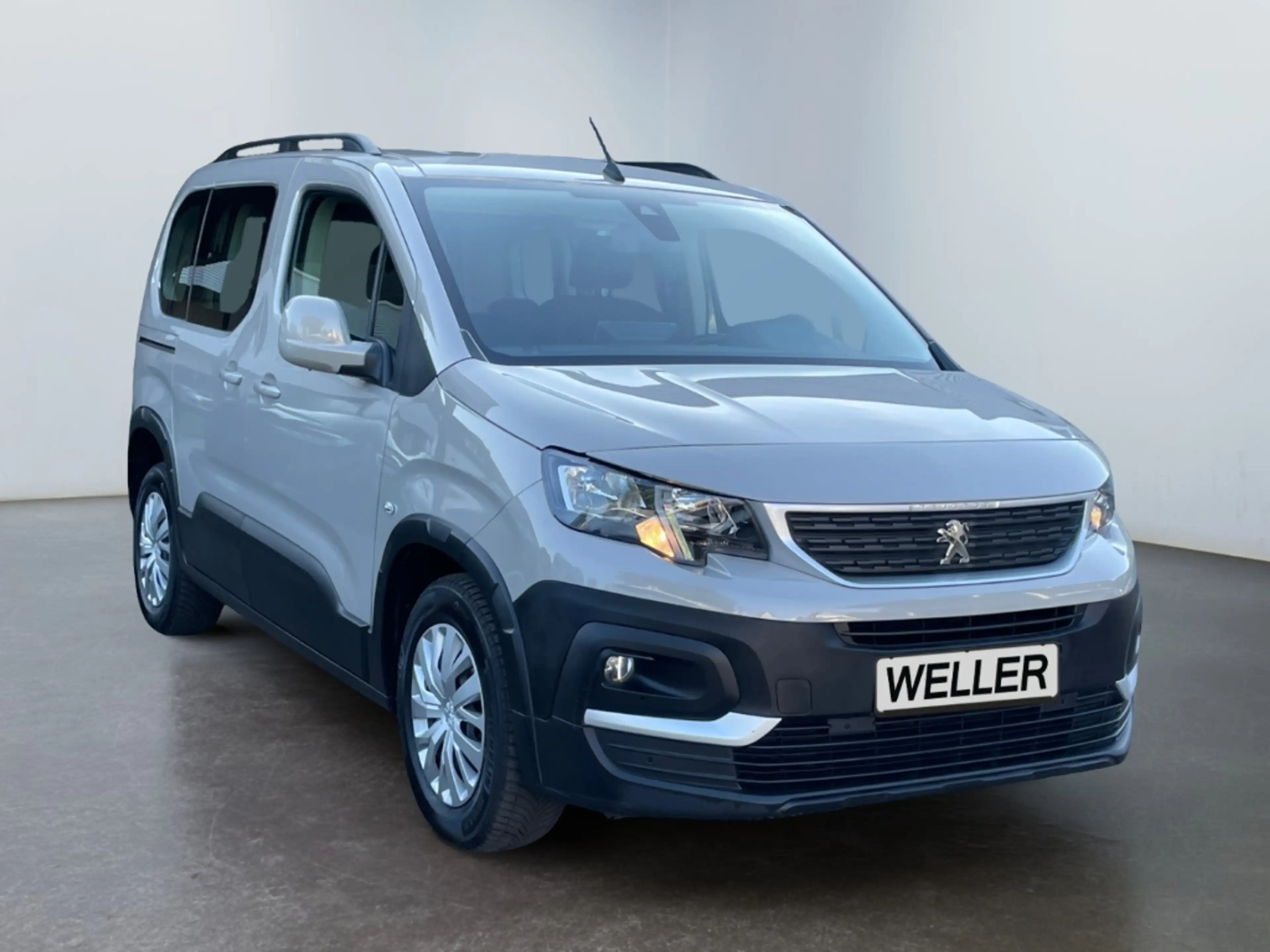 Peugeot Rifter 1.2 130 L1 Active Automatik *AHK*PDC*SHZ* — photo 3