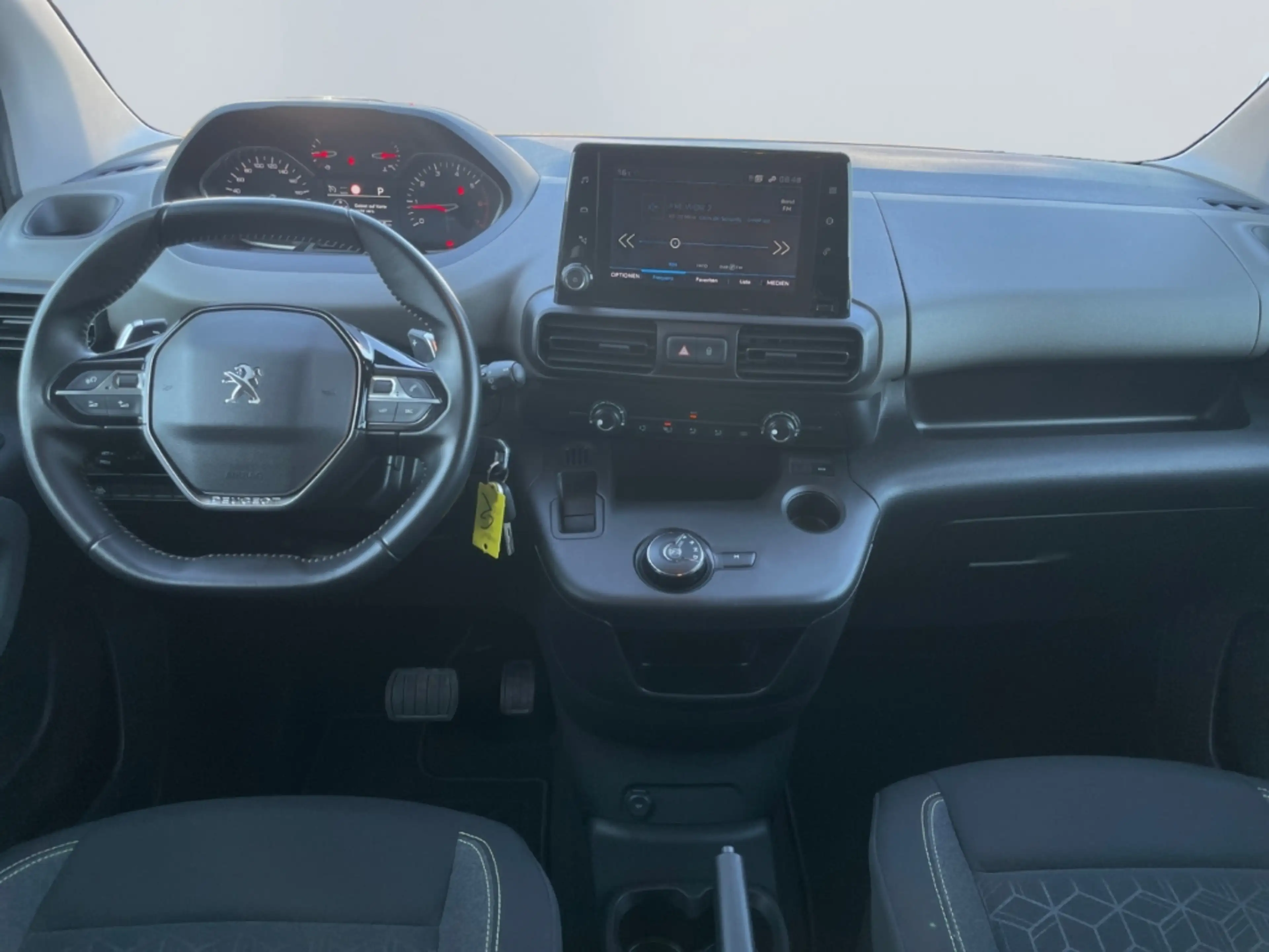 Peugeot Rifter 1.2 130 L1 Active Automatik *AHK*PDC*SHZ* — photo 11