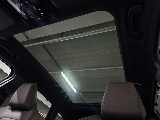 BMW X3 view 10