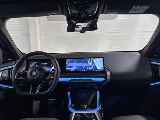 BMW X3 view 11