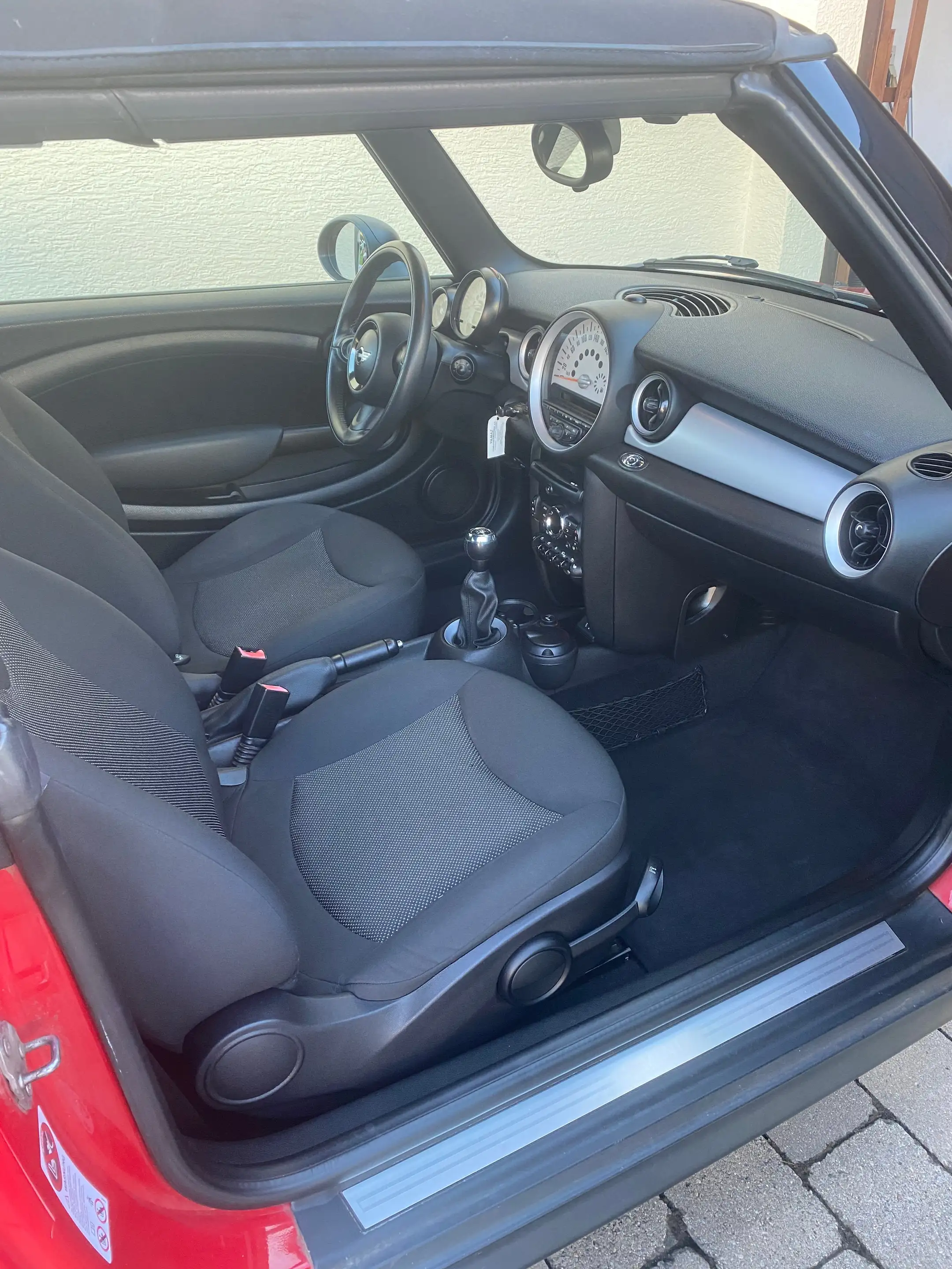MINI One Cabrio MINI CABRIO — photo 13