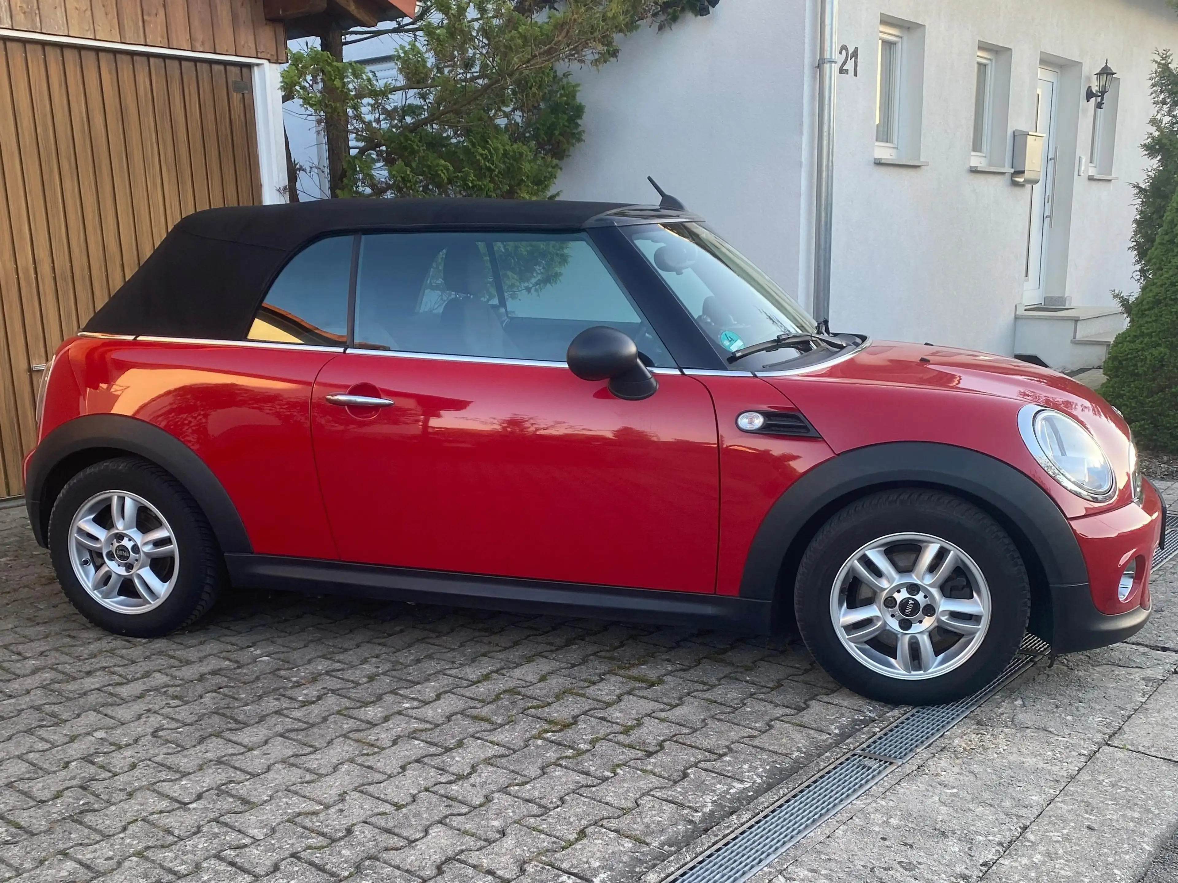 MINI One Cabrio MINI CABRIO — photo 9