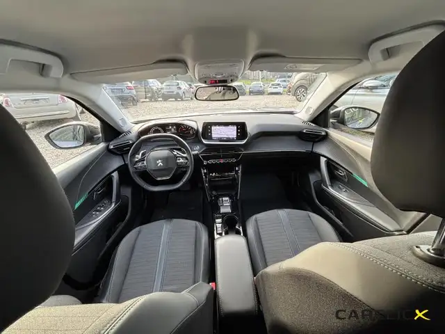 Peugeot 2008 view 12
