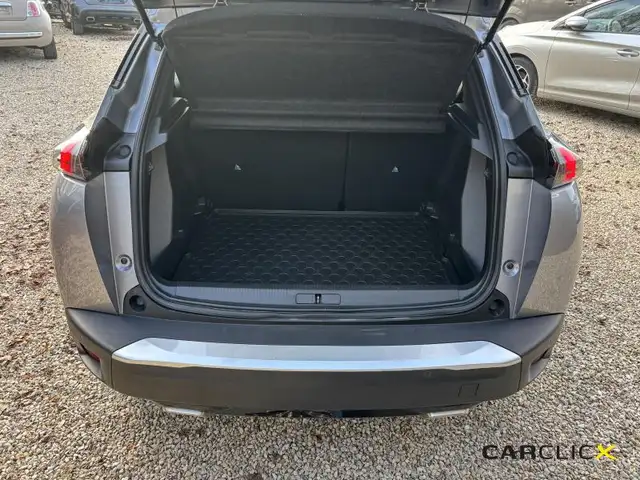 Peugeot 2008 view 11